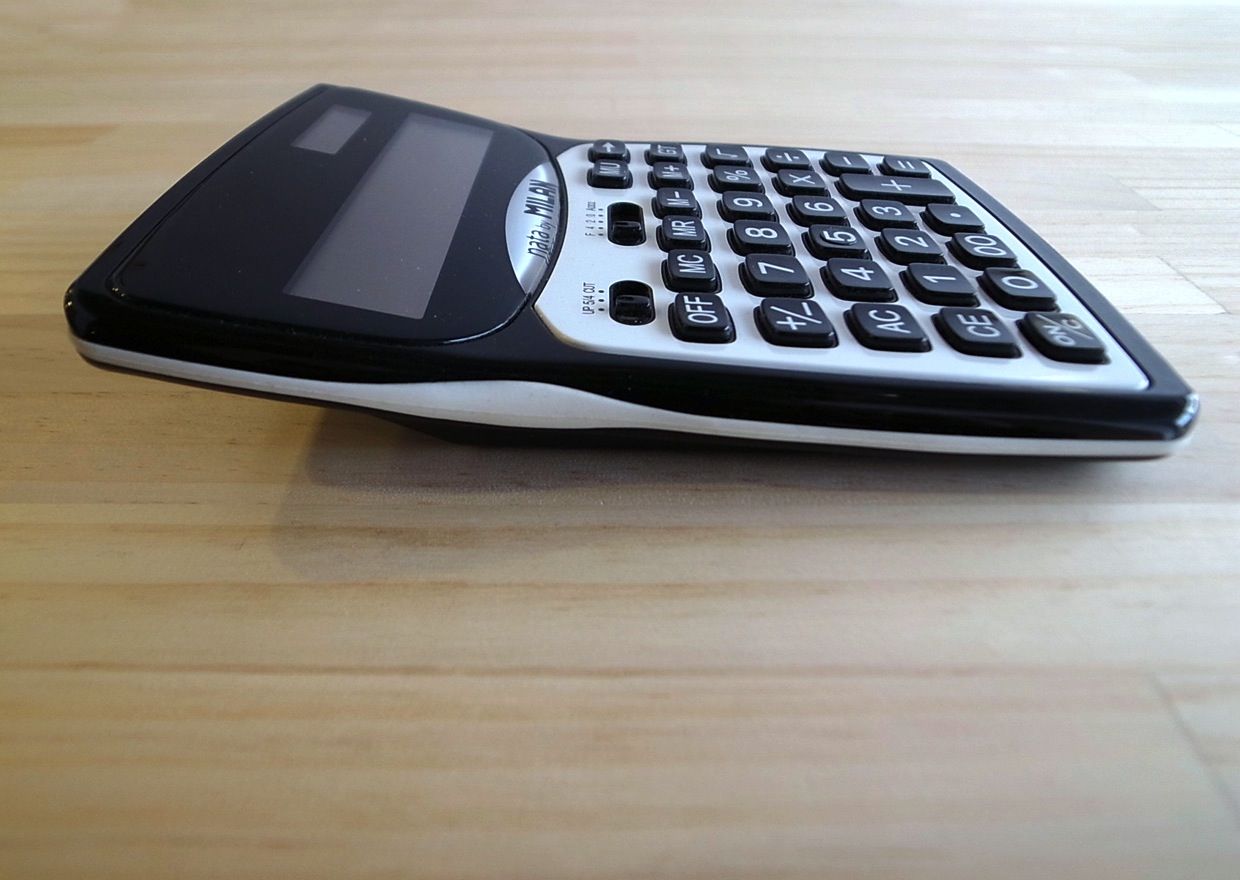 人気の定番人気の定番MILANミラン カリキュレーター 10桁 電卓 ピンク 159906LKPBL 電卓
